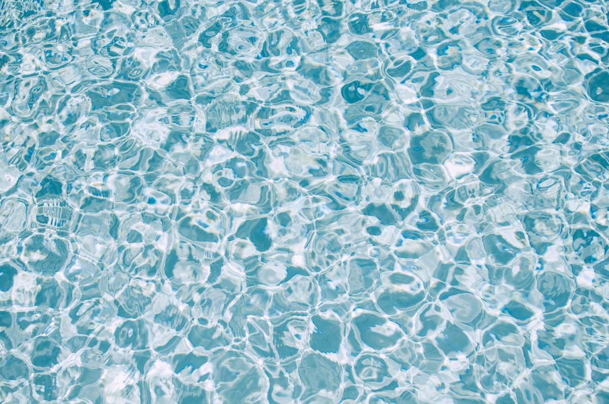 Fresh Smells: The Overlooked Power of Eau de Toilette in Modern Skincare Routines
