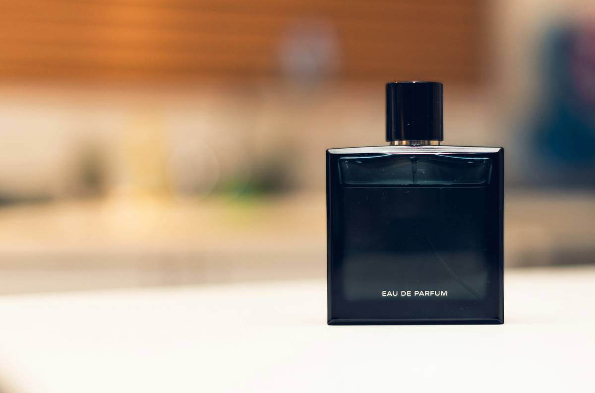 Why Your Delicate Fragrance Mist Isn’t Lasting—and How to Fix It